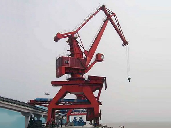 起重機(jī)回轉(zhuǎn)支承的維護(hù)保養(yǎng)以及基本檢查如何做？